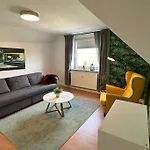 Frisch Renovierte Haldenblick Fuer 2-4 Personen, Zentral Gelegen Appartement Essen