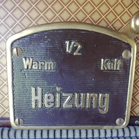 Frisch Renovierte Haldenblick Fuer 2-4 Personen, Zentral Gelegen *